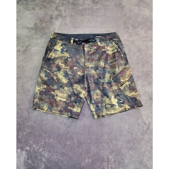 Volcom Mod-Tech Sz 33 Board Shorts Men Camo Camp Swim Trunks Summer Cargo C24-37 - Picture 1 of 9